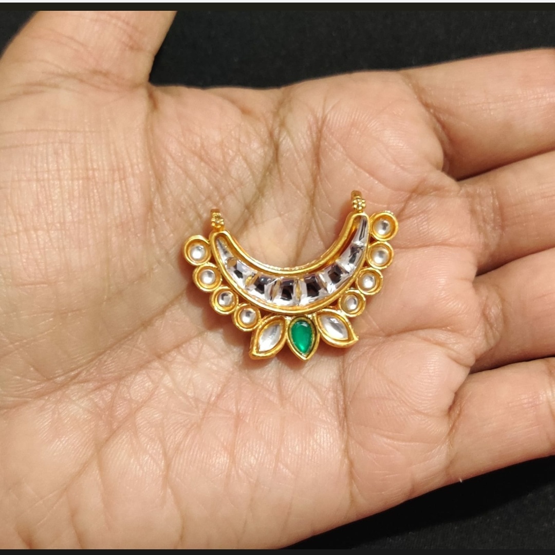 C224 WHITE GREEN CHANDRA