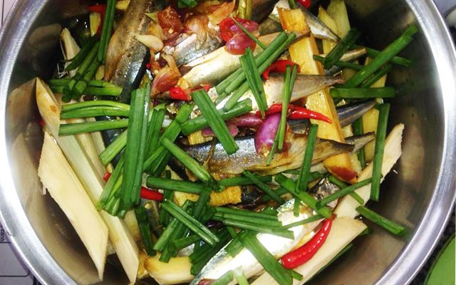 Cá Nục Suôn Kho Mía