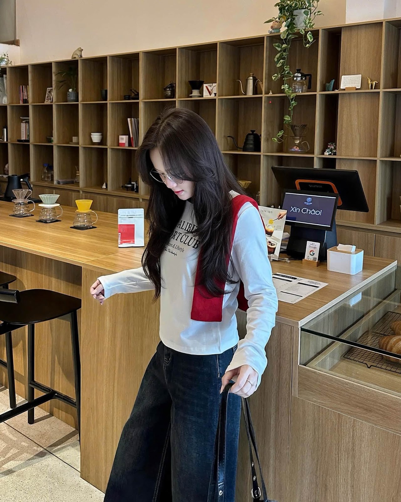 Áo thun dài tay cổ tròn in chữ MALIBU SPORT CLUB XONXEN SHOP 6603 – Image 6