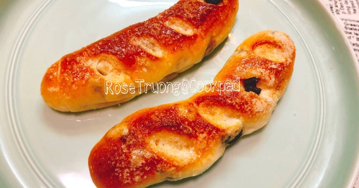Bánh Mì Ngọt Pillow Raisins