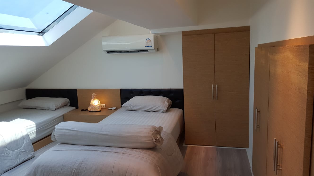 Paradise  Beach Condo - 1 Bed, Floor 2 10