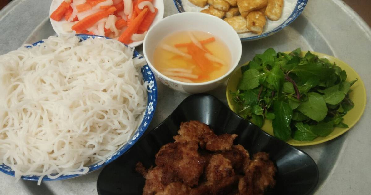 Bún chả nhà làm
