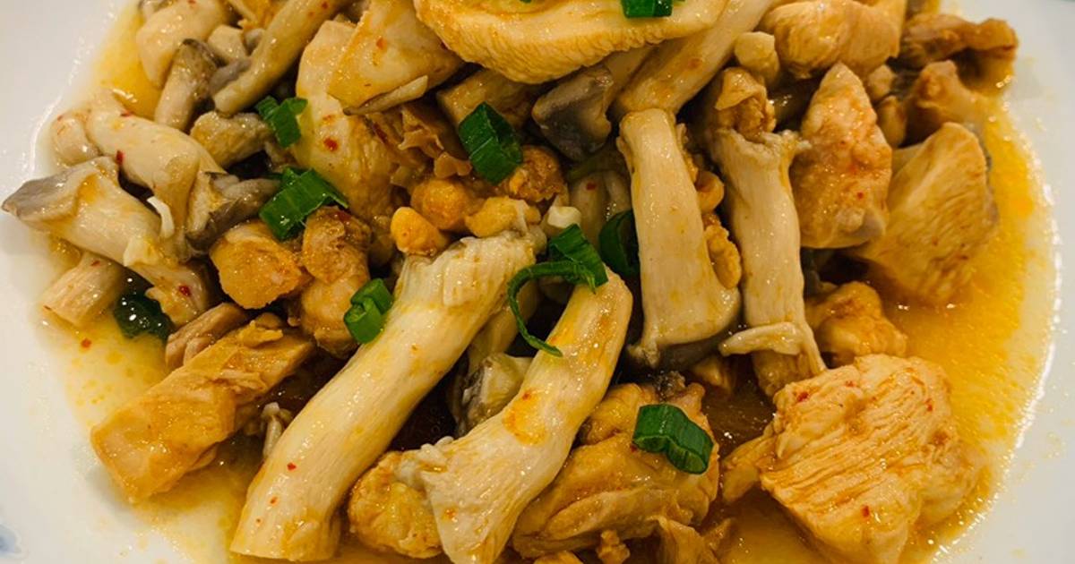 Nấm xào thịt gà