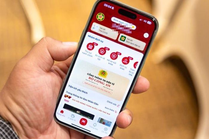 Từ ngày 15/5, VNeID chính thức tích hợp học bạ và bằng cấp - Đài Phát thanh và truyền hình Hà Nội