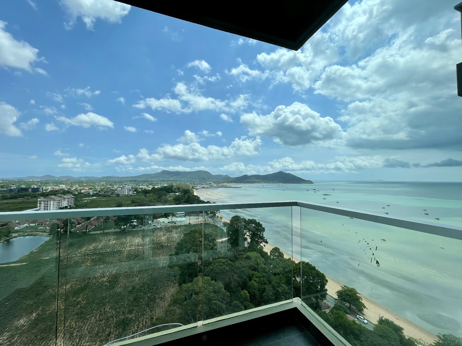 Grand Caribbean A - 1 Bed, Floor 7 9