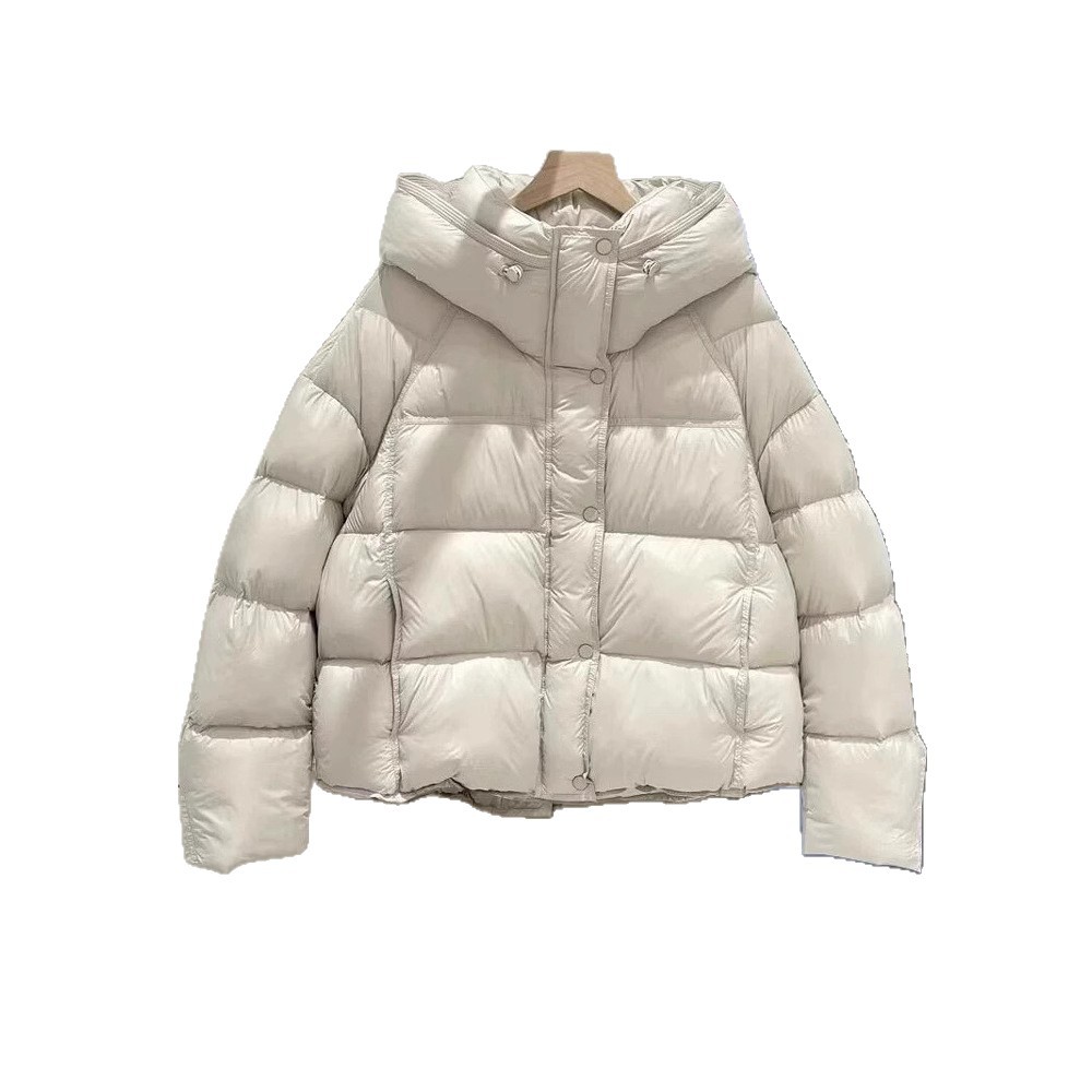Kurze Damen-Steppjacke mit Kapuze, wattiert