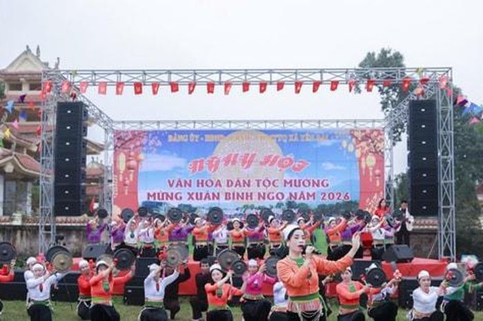 Văn hóa dân tộc thiểu số ở Hà Nội: Từ bảo tồn đến phát triển sinh kế - Báo Hà Nội Mới