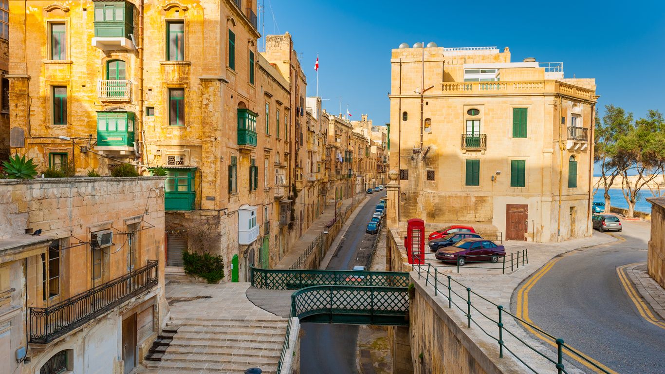 -Groupe, Retraités Week-end Malte-: quoi visiter comme beau monument ou batiment ?