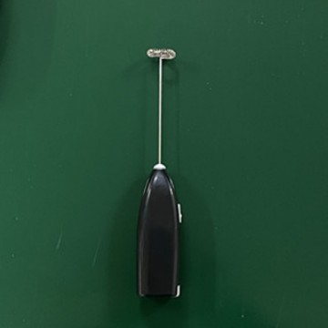 Electric milk frother, rechargeable