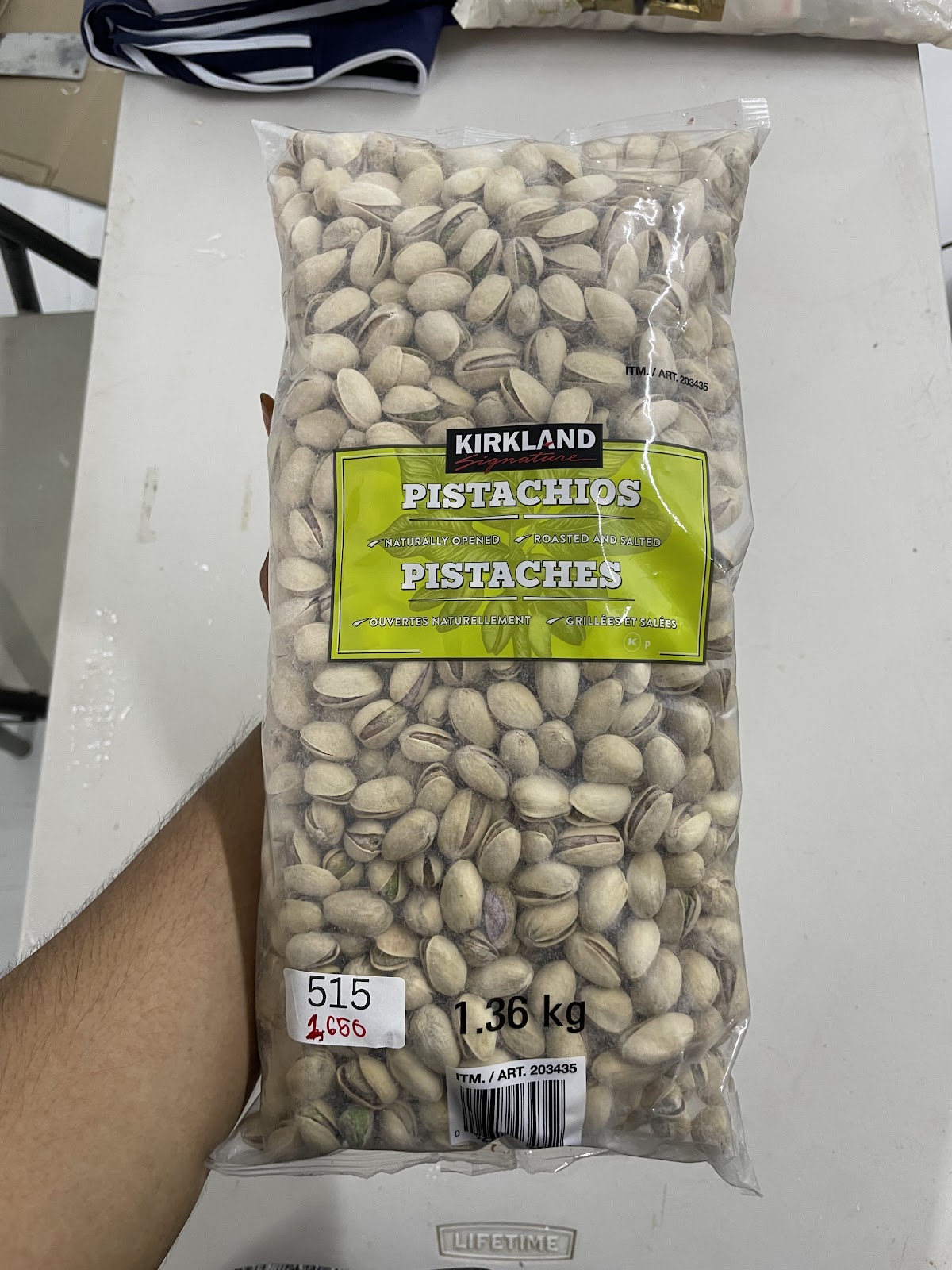 Sn Pistachio 1.36 kg Exp Oct 26 #0526