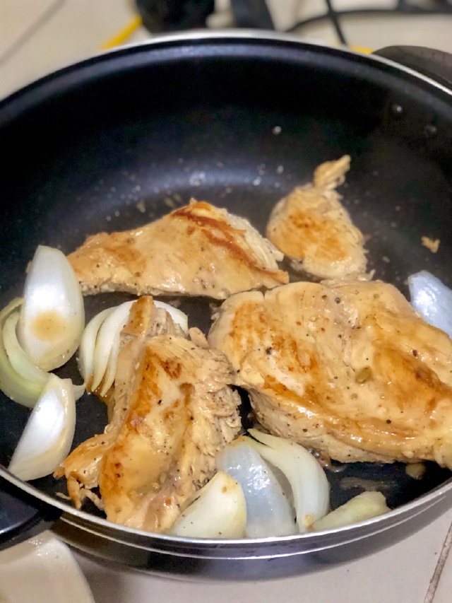 Gà Áp Chảo