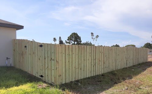 Privacy Fencing — Premier Fence of SWFL
