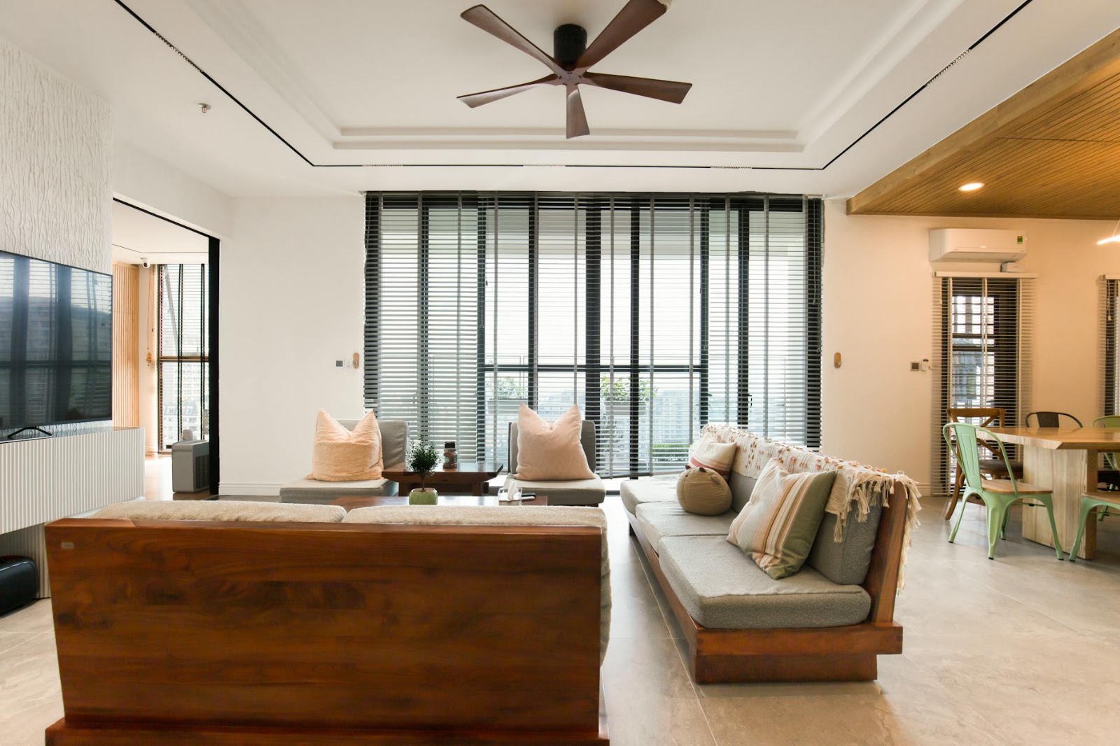 A modern, integrated smart home living space demonstrating true smart home convenience and harmonious living.