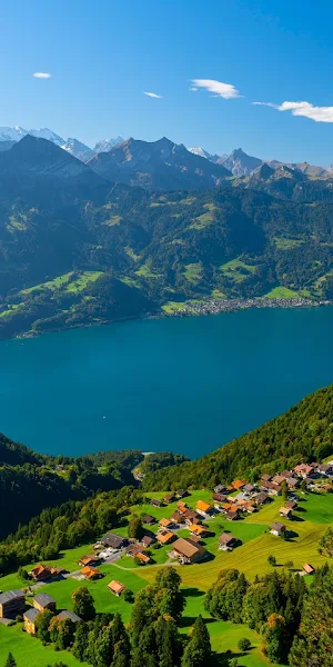 Lake Brienz Swiss Alps 5K Wallpaper Background