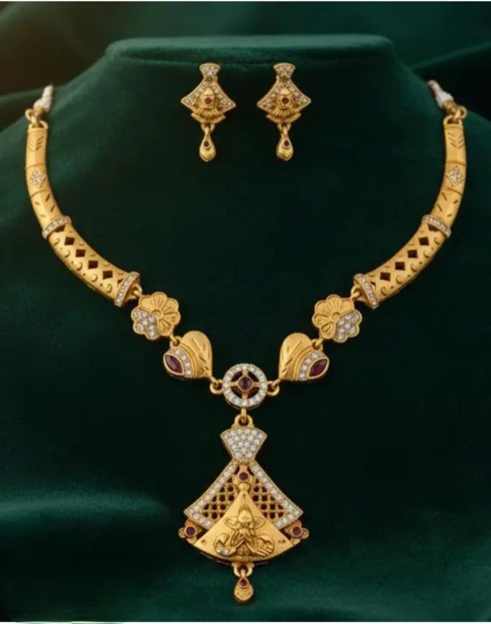 Traditional Triveni Trikon Heritage Gold Necklace Set with Earrings for Women