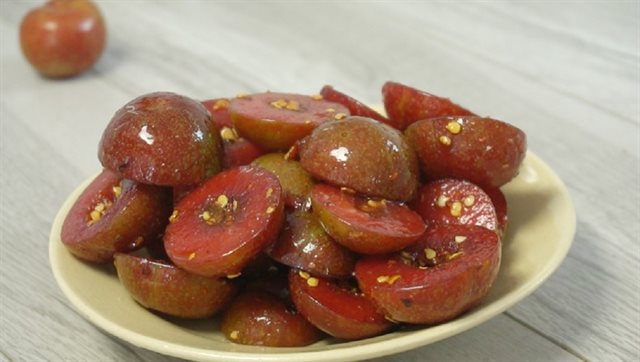 Mận Xóc Mắm Tôm