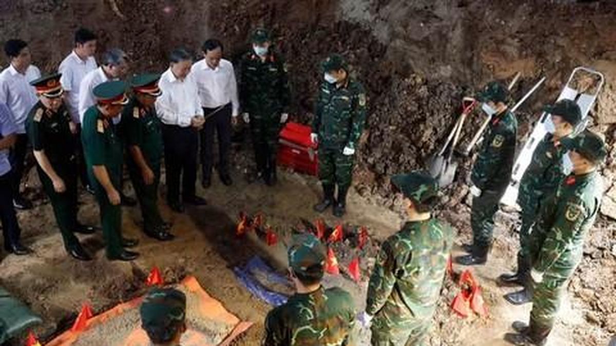 Tổng Bí thư, Chủ tịch nước Tô Lâm phát biểu tại buổi thăm, động viên lực lượng làm nhiệm vụ tại công viên Lê Thị Riêng - Công An TP.HCM