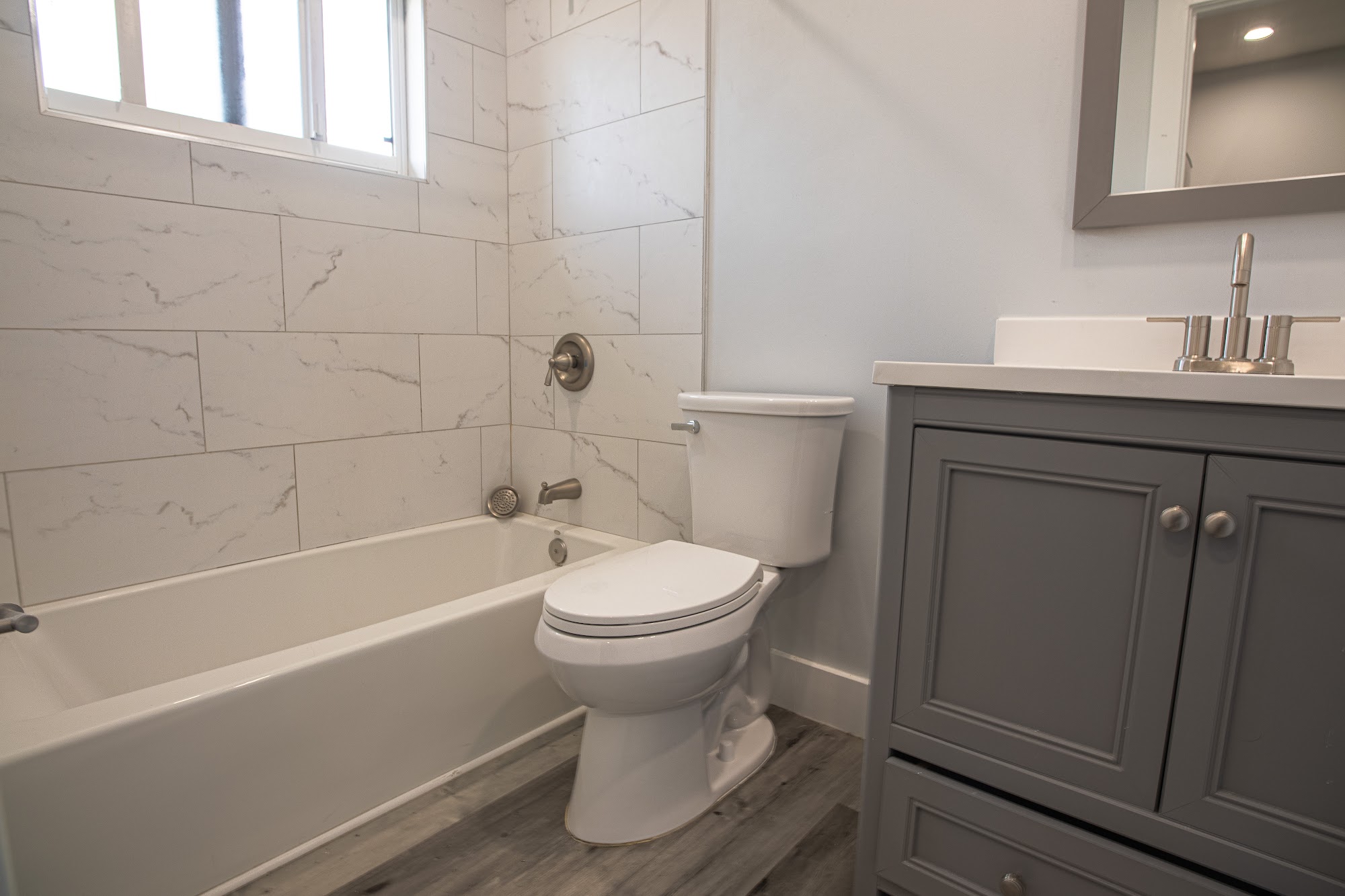 Updated Hollywood 4Plex! property photo 19