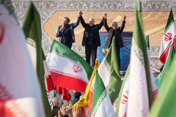 'Thế hệ diều hâu' đang lên tại Iran - Tạp chí Tri thức