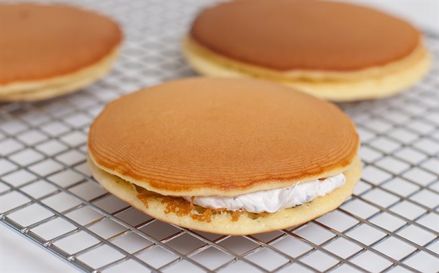Bánh Dorayaki Vị Xoài