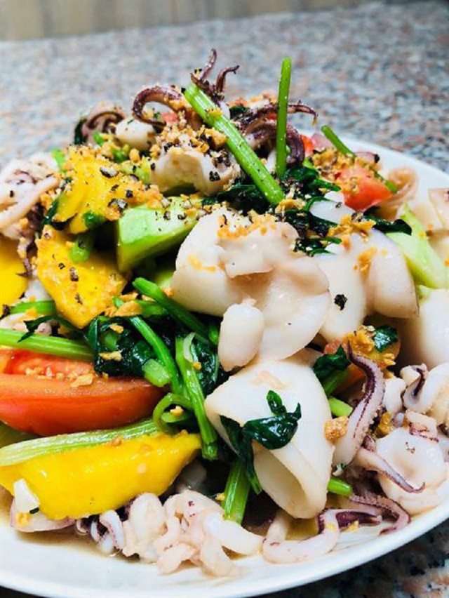 Mực Xào Chua Ngọt Đậm Đà