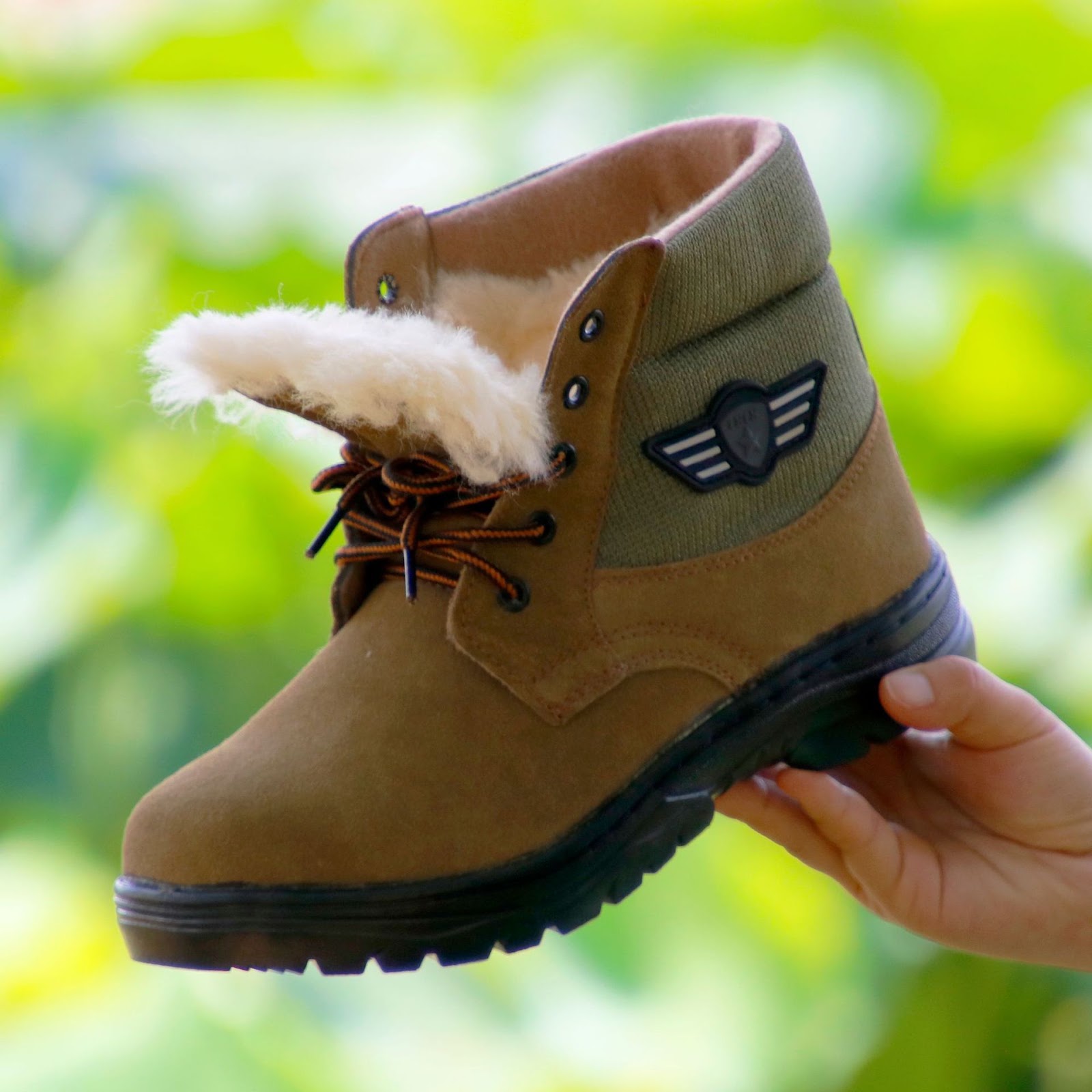 Winter-Stiefel aus Rindsleder mit Wollfutter und Stahlkappe