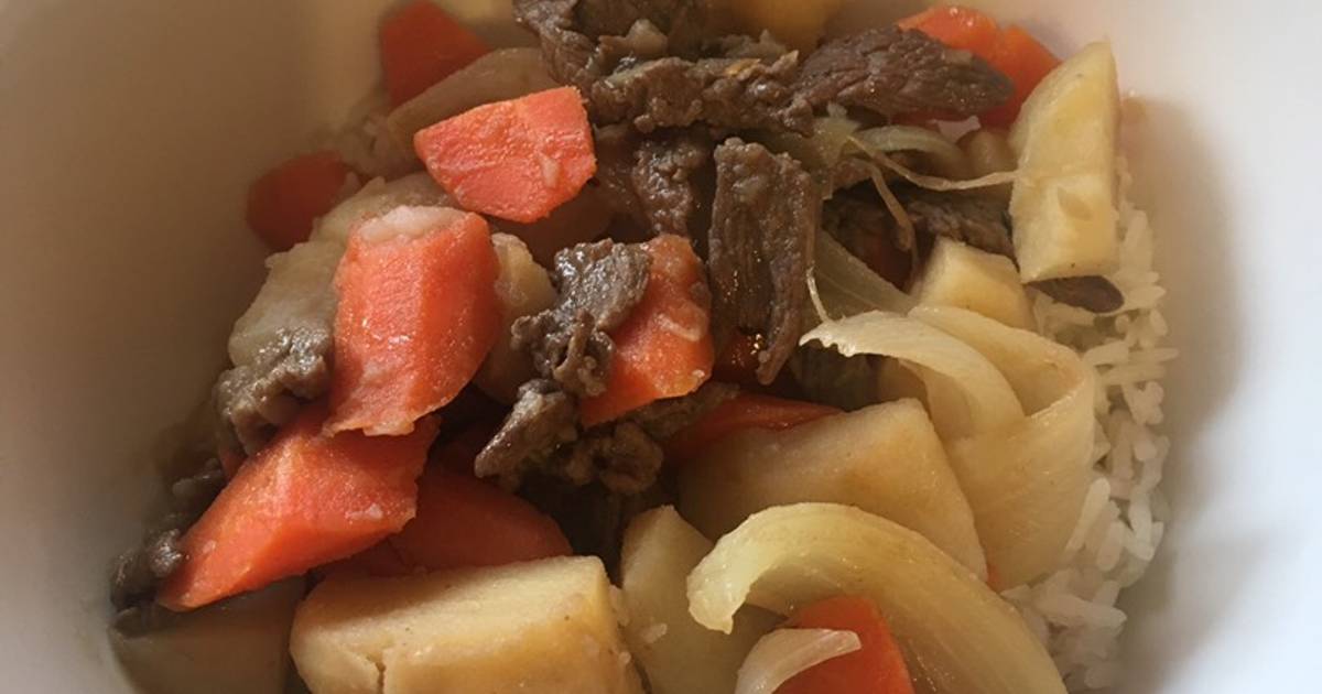Thịt bò kho khoai tây cà rốt
