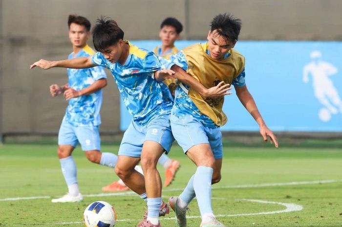 U17 Việt Nam chuẩn bị cho trận gặp Hàn Quốc - Đài Phát thanh và truyền hình Hà Nội