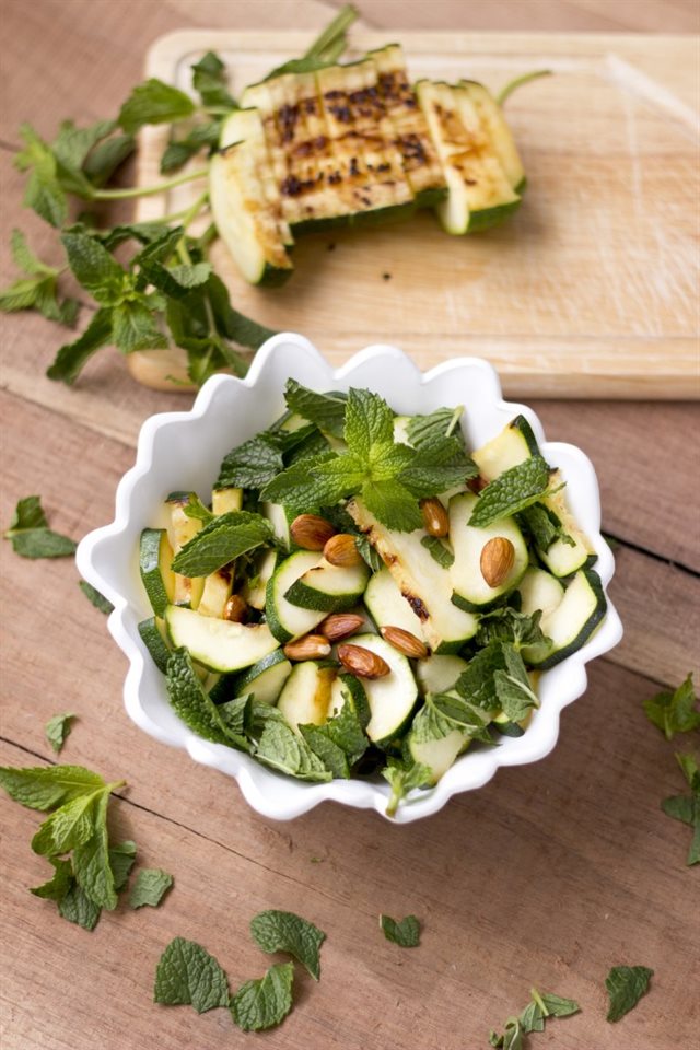 Salad Bí Ngòi Nướng Bạc Hà