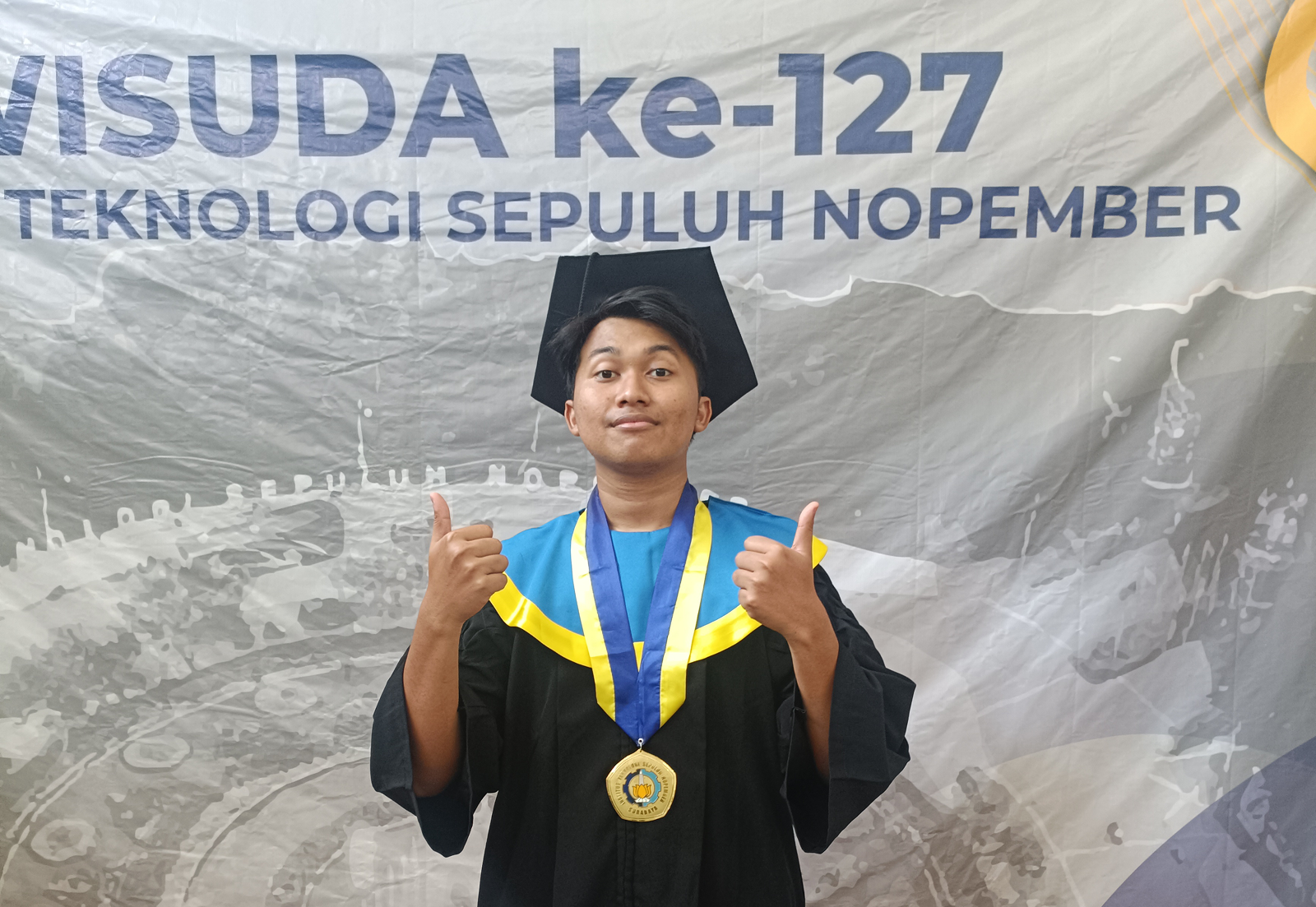 Bachelor's graduation at ITS