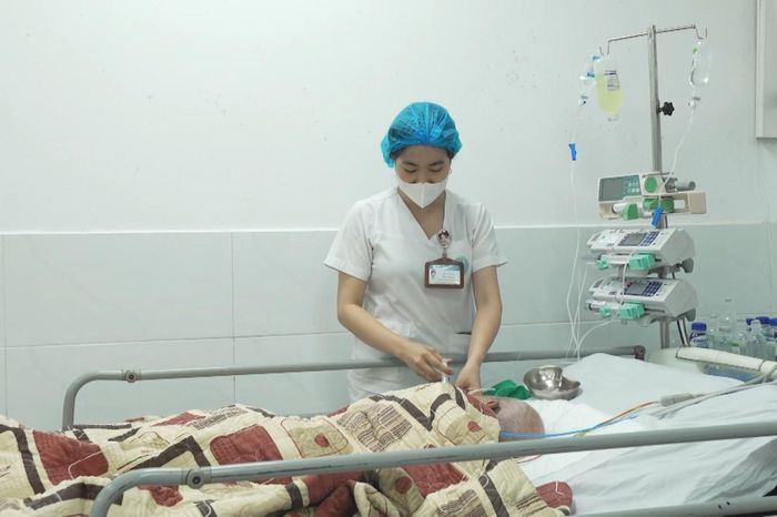 Đội ngũ điều dưỡng Thủ đô đổi mới vì người bệnh - Đài Phát thanh và truyền hình Hà Nội
