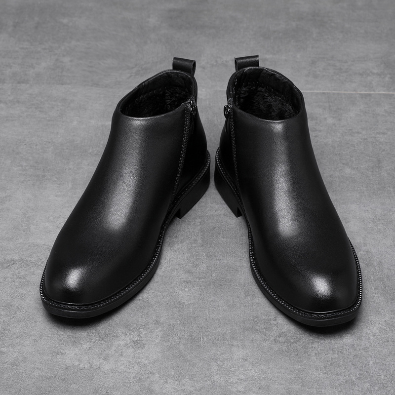 Men's Chelsea Boots in English Style