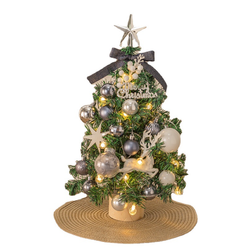 Mini Christmas tree with lighting for the desk