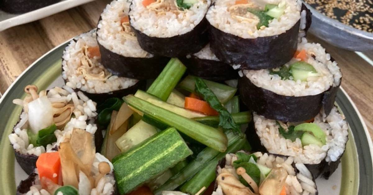 Cơm cuộn chay - Kimbap chay