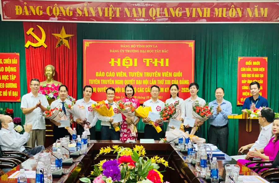 Đảng ủy Trường Đại học Tây Bắc tổ chức Hội thi Báo cáo viên, tuyên truyền viên giỏi năm 2021, tuyên truyền Nghị quyết Đại hội XIII của Đảng và Nghị quyết Đại hội Đảng bộ các cấp nhiệm kỳ 2020 - 2025