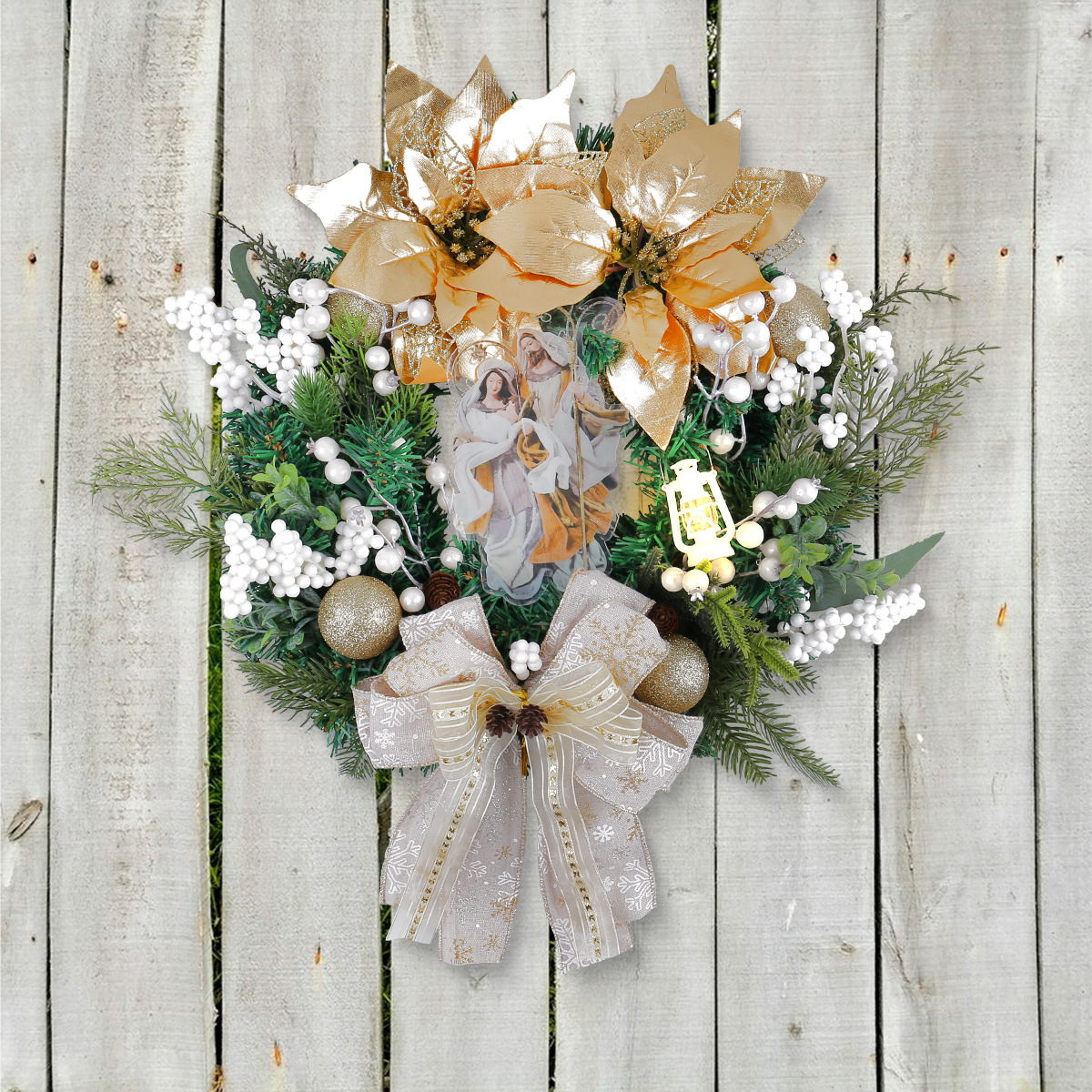 Christmas wreath with golden oil lamp