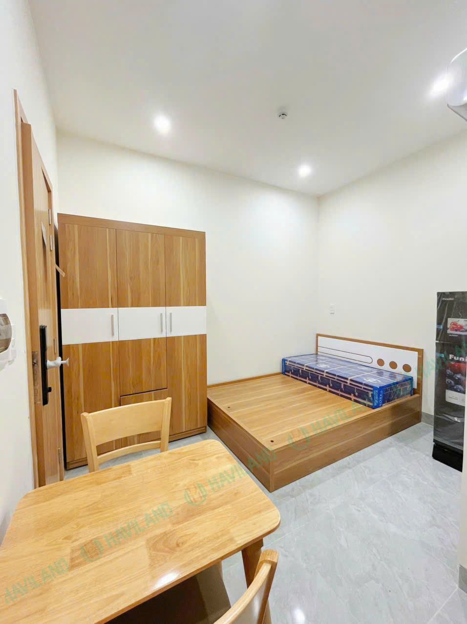 Trống sẵn studio gần đại học bách khoa 2