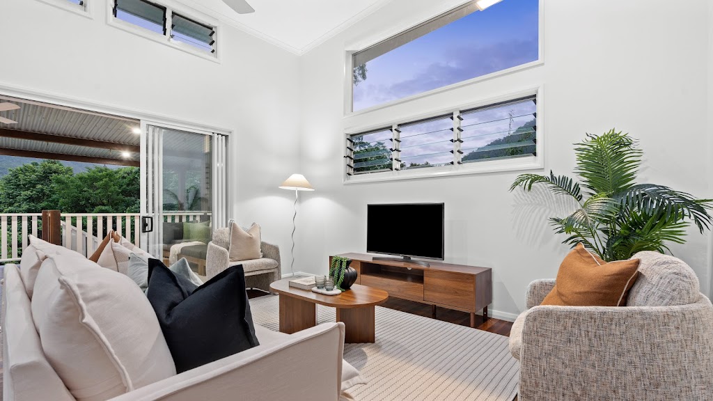 18 Lowther Close, Redlynch - Thumbnail 4