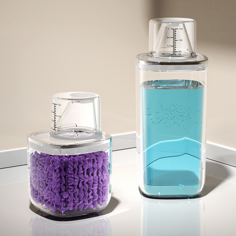 Transparent storage container with measuring scale, 501–800 ml