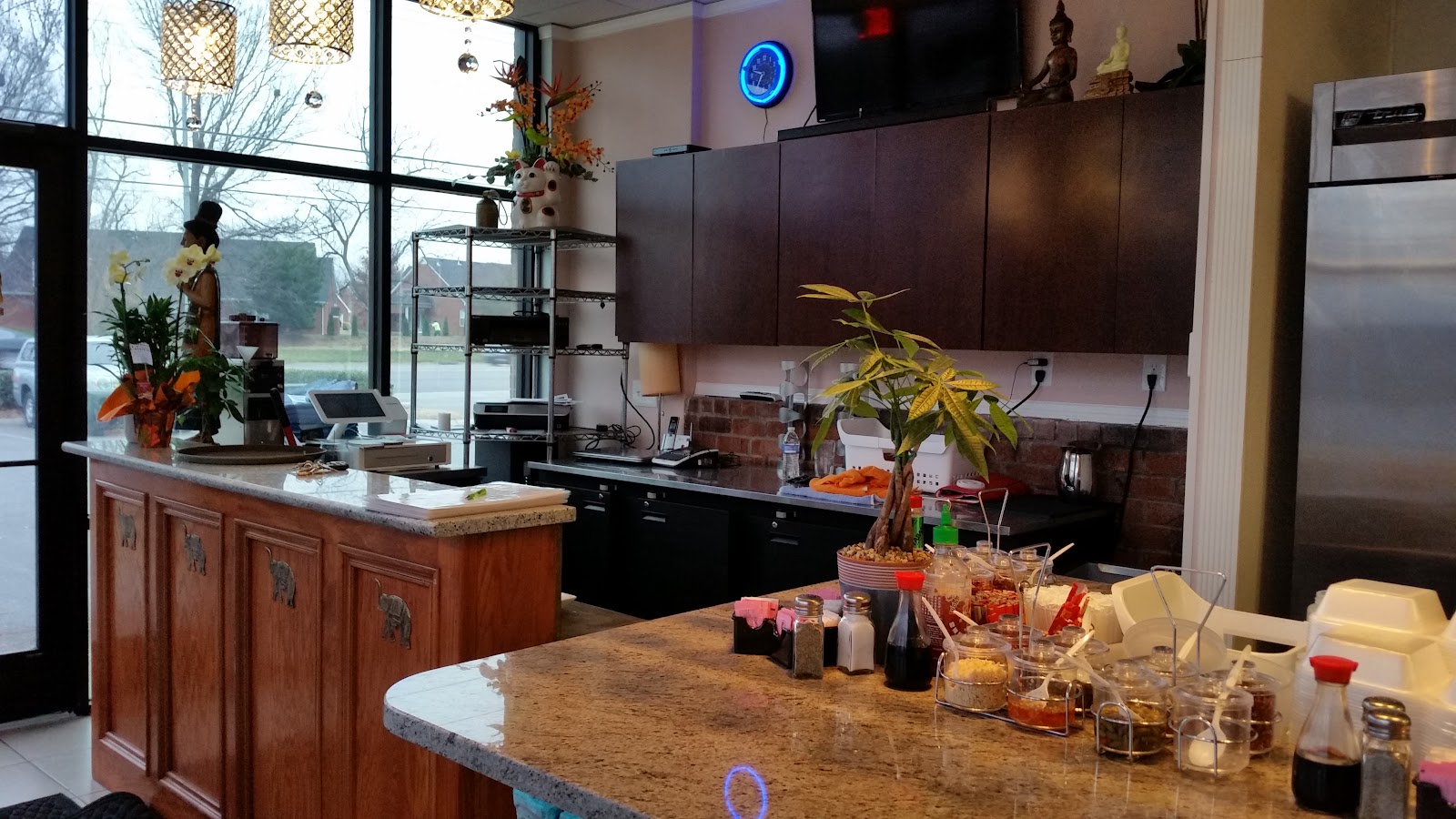 Asian Restaurant: Commercial Construction in West Tennessee (project photo 20)