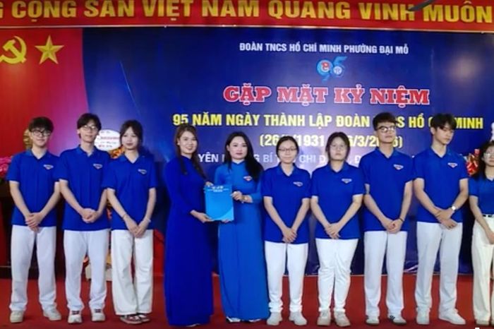 Phường Đại Mỗ tuyên dương đoàn viên xuất sắc - Đài Phát thanh và truyền hình Hà Nội