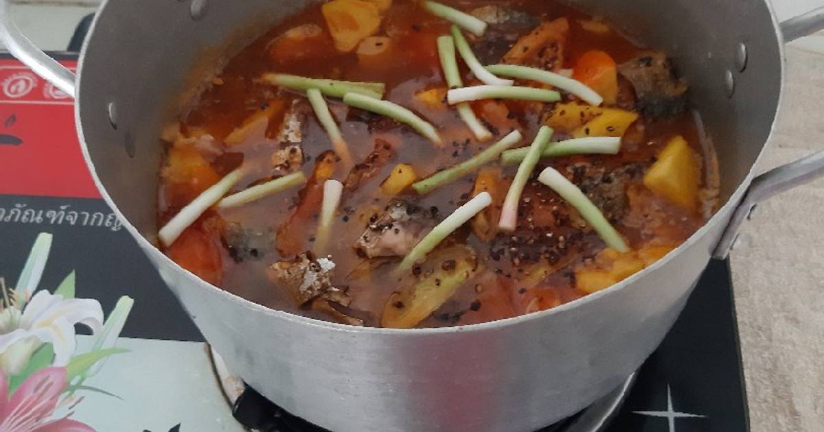 Cá ngừ kho thơm cà chua