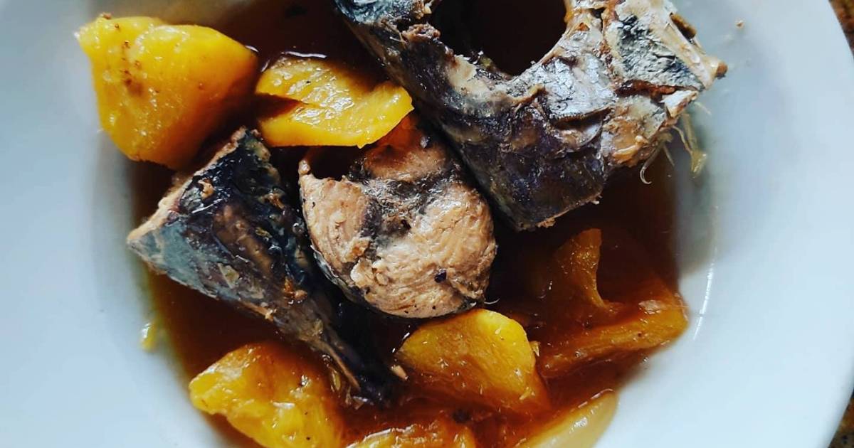 Cá ngừ kho thơm 🍍🐟