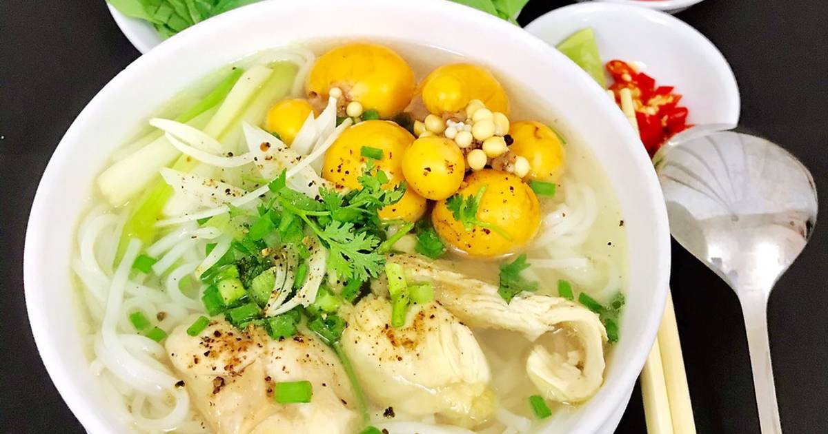 Phở Gà Trứng Non