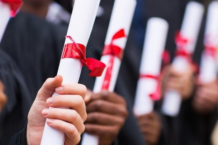 Siết điều kiện công nhận các văn bằng do nước ngoài cấp - Đài Phát thanh và truyền hình Hà Nội