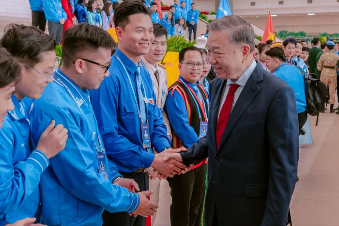 Tổ quốc cần ở thanh niên một tinh thần học tập suốt đời - Đài Phát thanh và truyền hình Hà Nội
