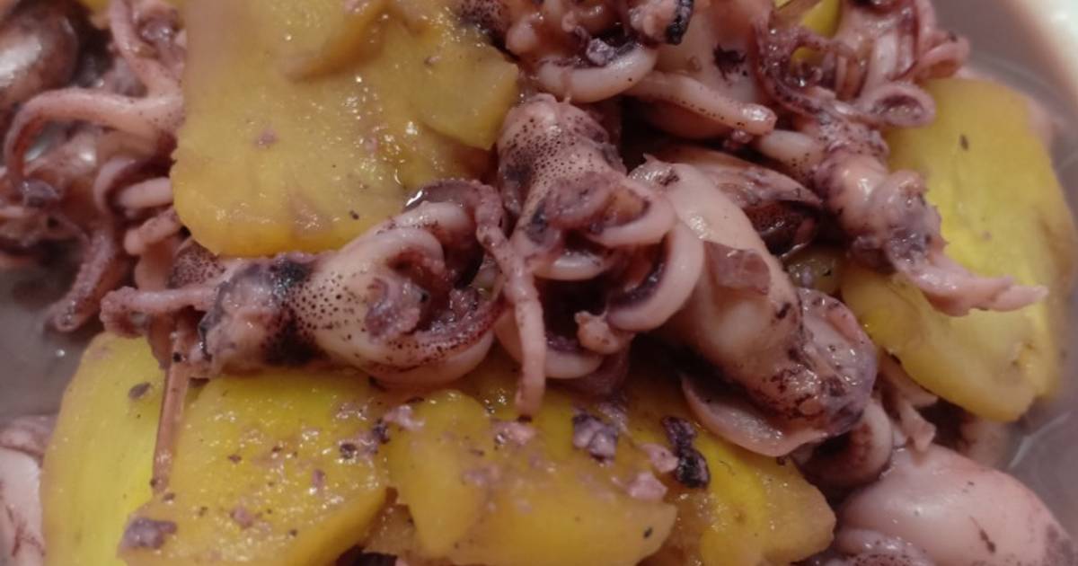 Mực cơm xào dứa