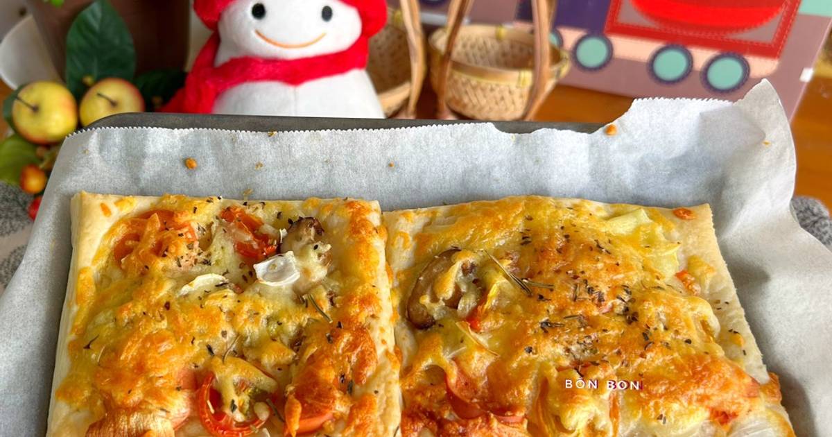Bánh Phô Mai Cà Chua Ngàn Lớp (Cheese and Tomato Tarts)