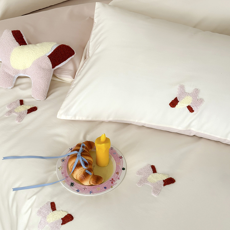 Long-staple cotton bedding, cartoon design