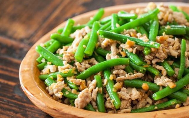 Đậu Que Xào Thịt Gà